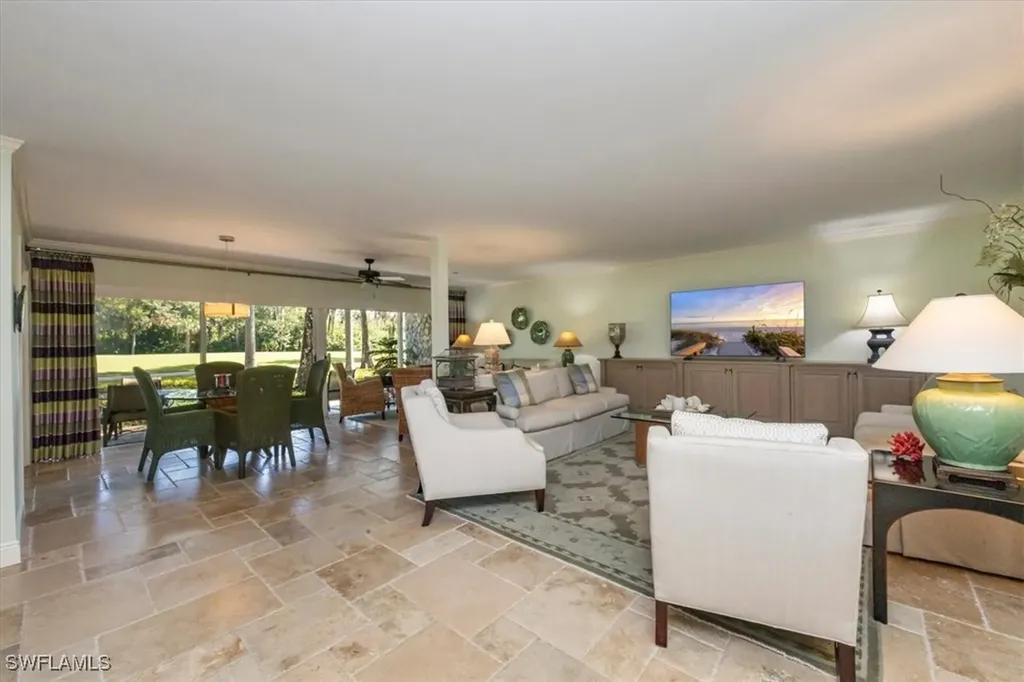 103 Clubhouse Drive Naples FL 34105