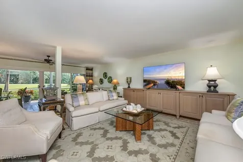 103 Clubhouse Drive Naples FL 34105
