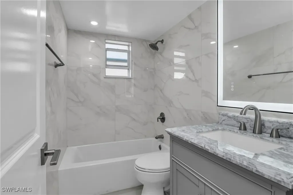 3325 Airport Road N Naples FL 34105