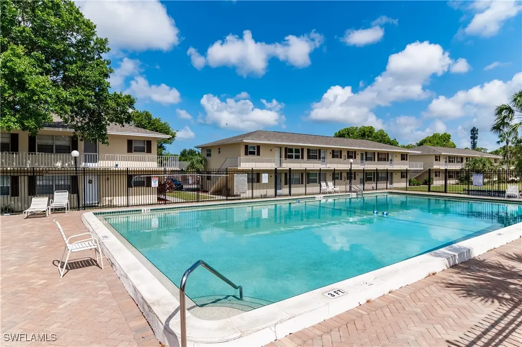 3325 Airport Road N Naples FL 34105