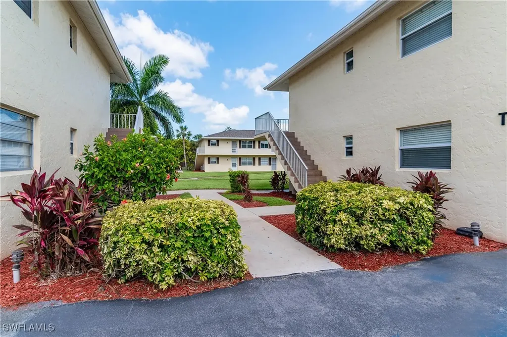 3325 Airport Road N Naples FL 34105
