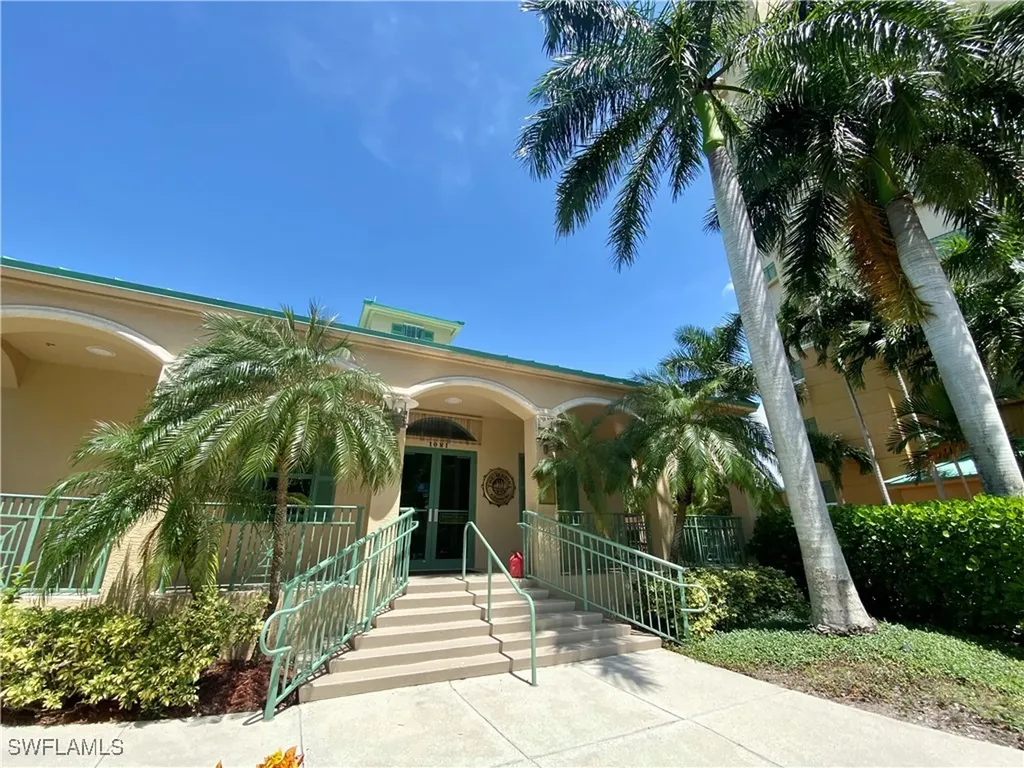 1081 Bald Eagle Drive Marco Island FL 34145