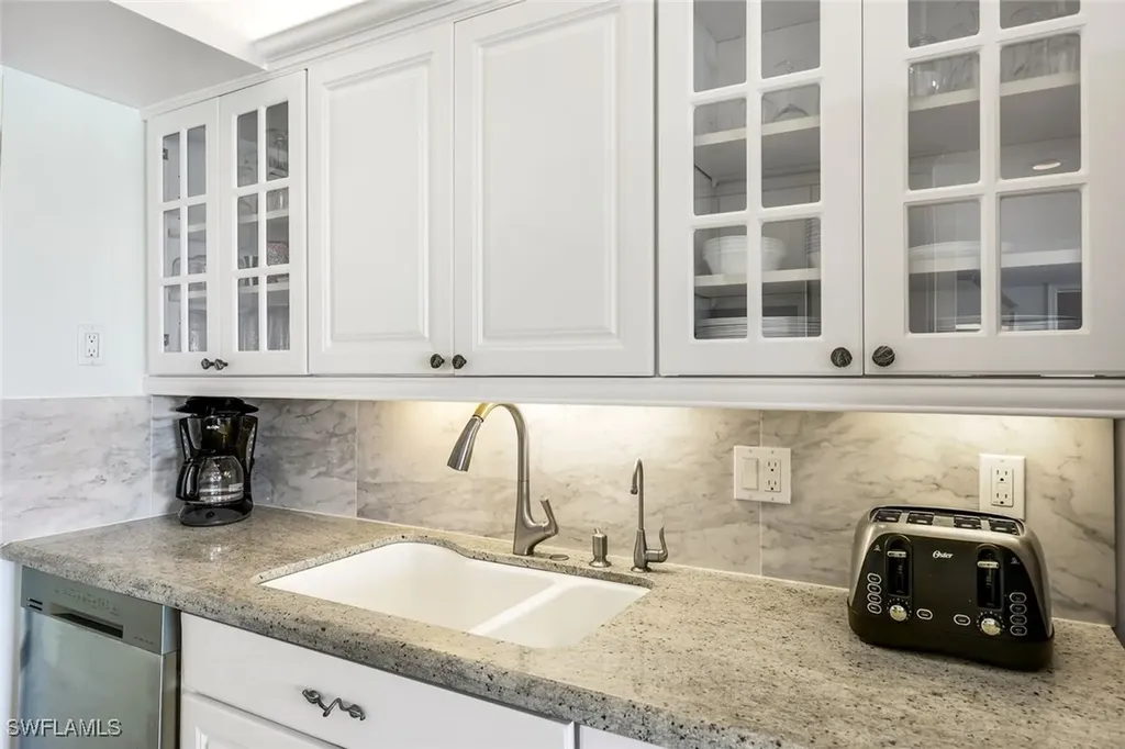 2750 Gulf Shore Boulevard N Naples FL 34103