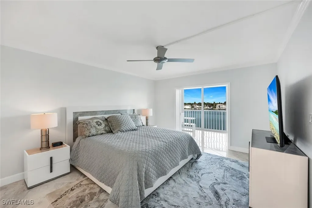 2750 Gulf Shore Boulevard N Naples FL 34103