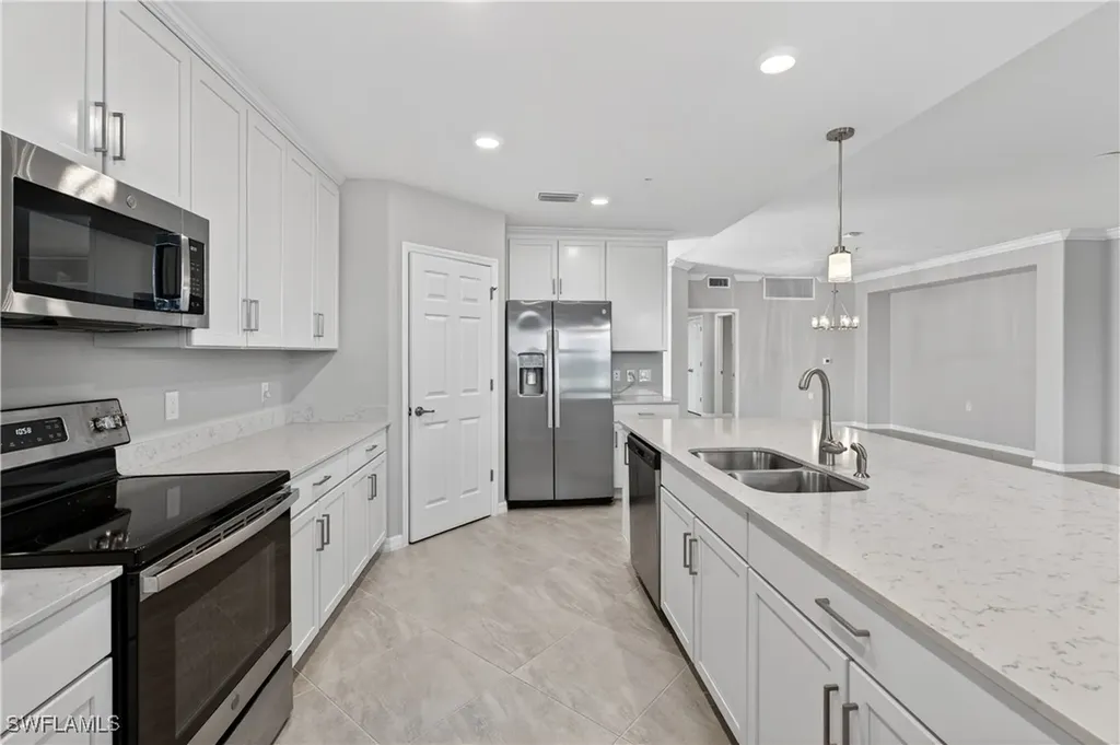2361 Anguilla Drive Naples FL 34120