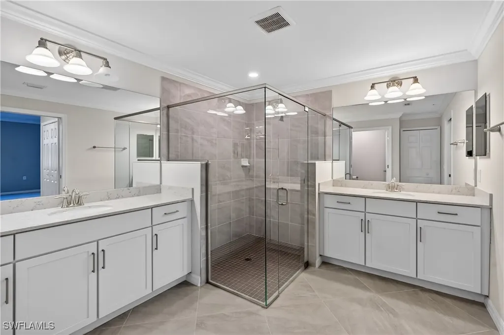 2361 Anguilla Drive Naples FL 34120