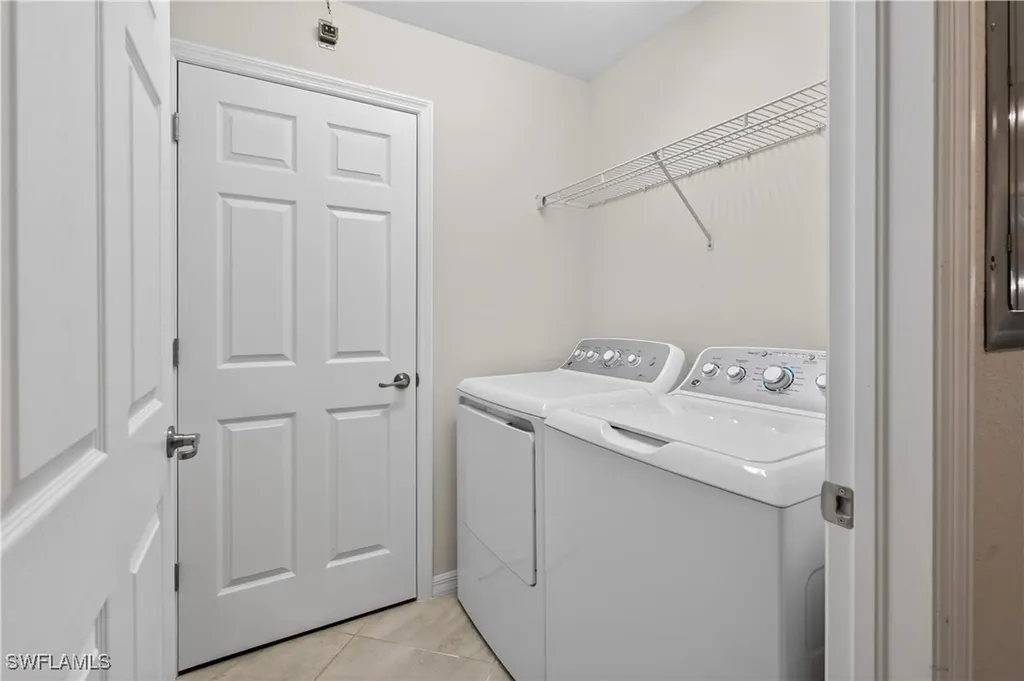 2361 Anguilla Drive Naples FL 34120