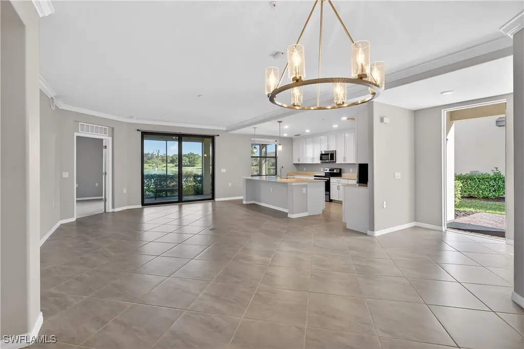 2361 Anguilla Drive Naples FL 34120