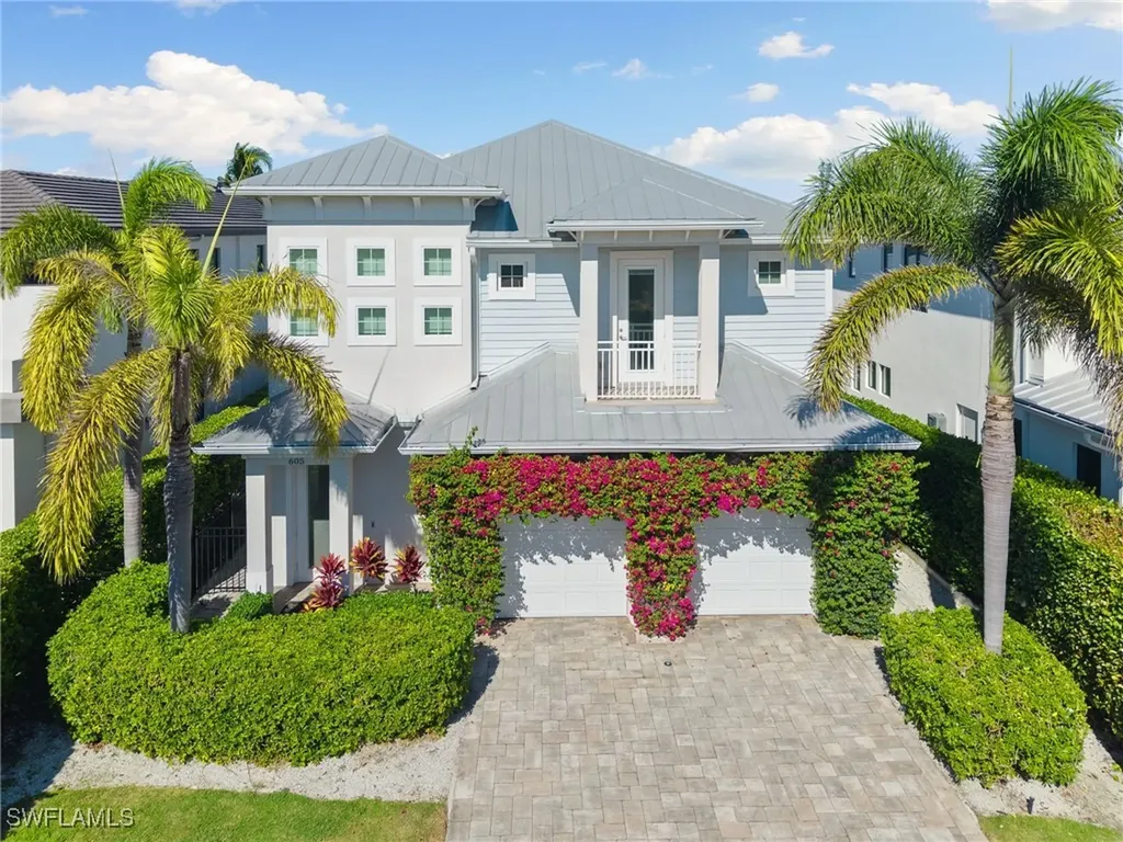 Naples FL, 605 91ST Avenue N