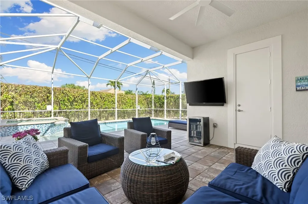 605 91st Avenue N Naples FL 34108