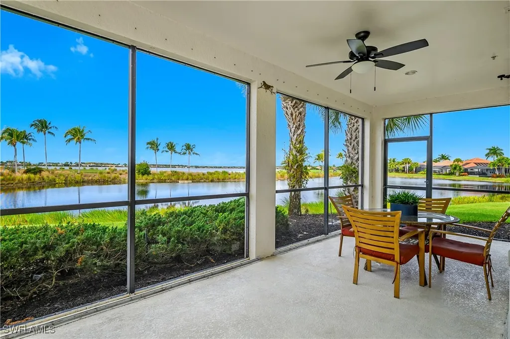 Naples FL, 9064 Siesta Bay Drive, Unit 5-102