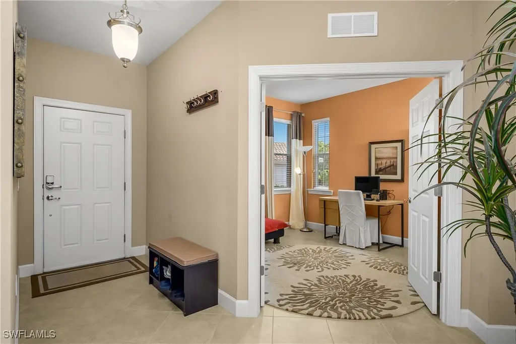 9064 Siesta Bay Drive Naples FL 34120