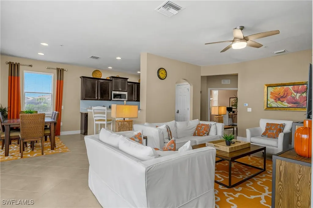 9064 Siesta Bay Drive Naples FL 34120