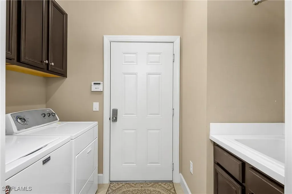 9064 Siesta Bay Drive Naples FL 34120