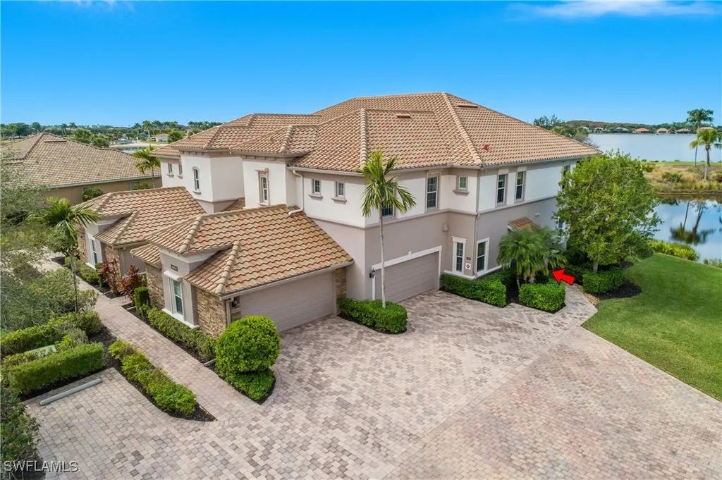 9064 Siesta Bay Drive Naples FL 34120