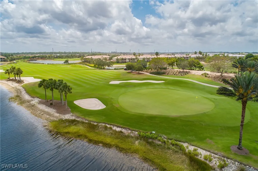 9064 Siesta Bay Drive Naples FL 34120