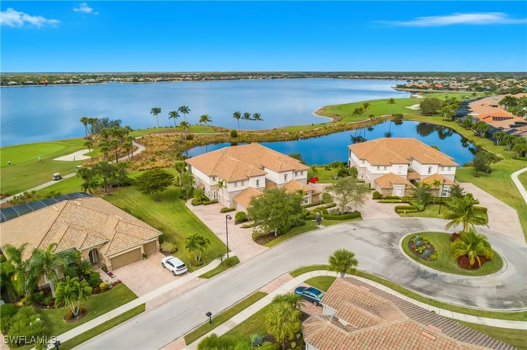 9064 Siesta Bay Drive Naples FL 34120