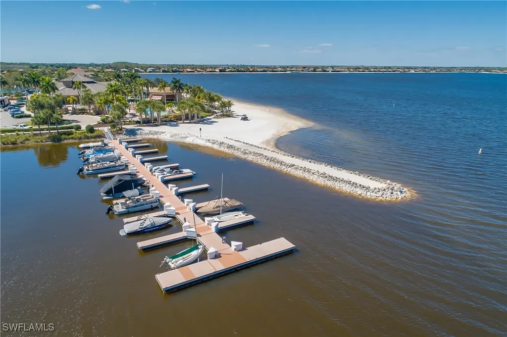 9064 Siesta Bay Drive Naples FL 34120