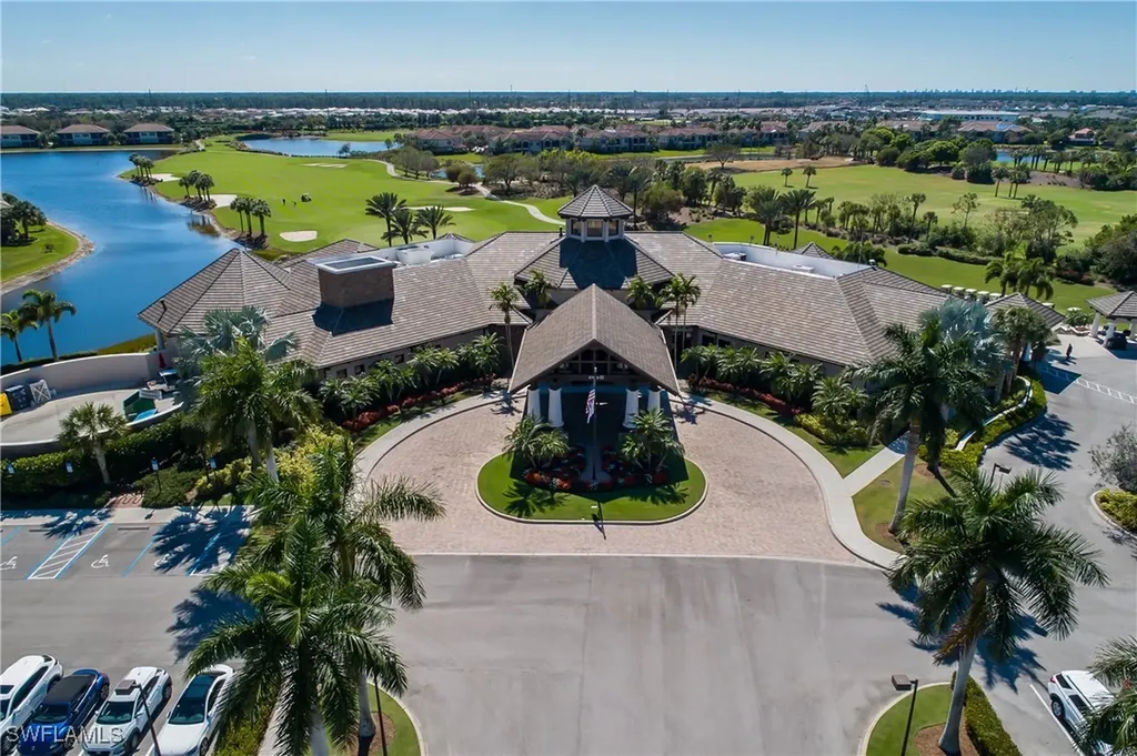 9064 Siesta Bay Drive Naples FL 34120