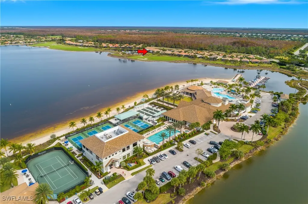 9064 Siesta Bay Drive Naples FL 34120