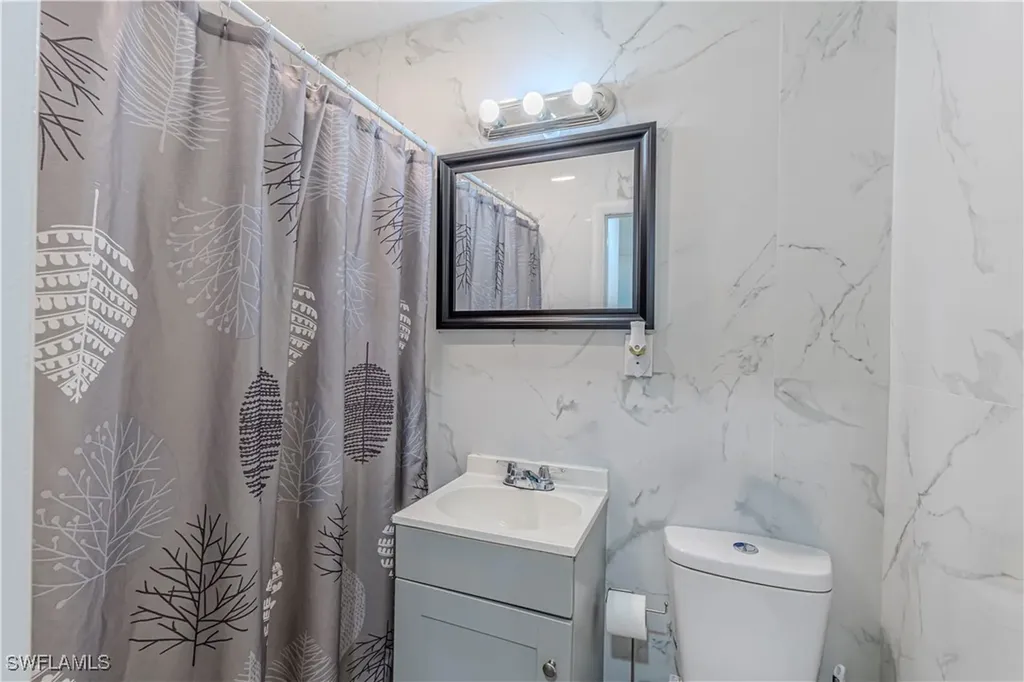 3132 Francis Avenue Naples FL 34112