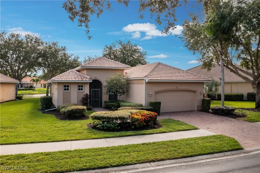 6840 Bent Grass Drive Naples FL 34113