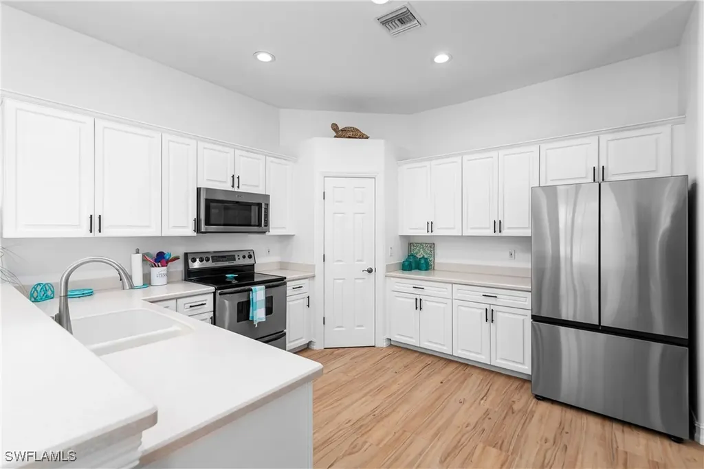 6840 Bent Grass Drive Naples FL 34113