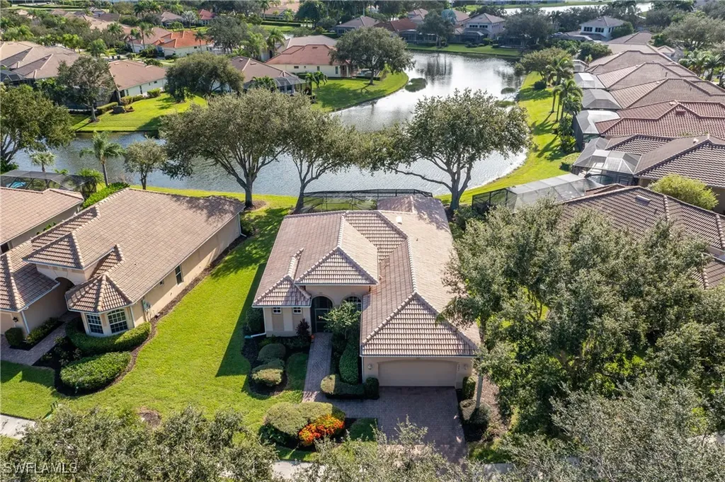 6840 Bent Grass Drive Naples FL 34113