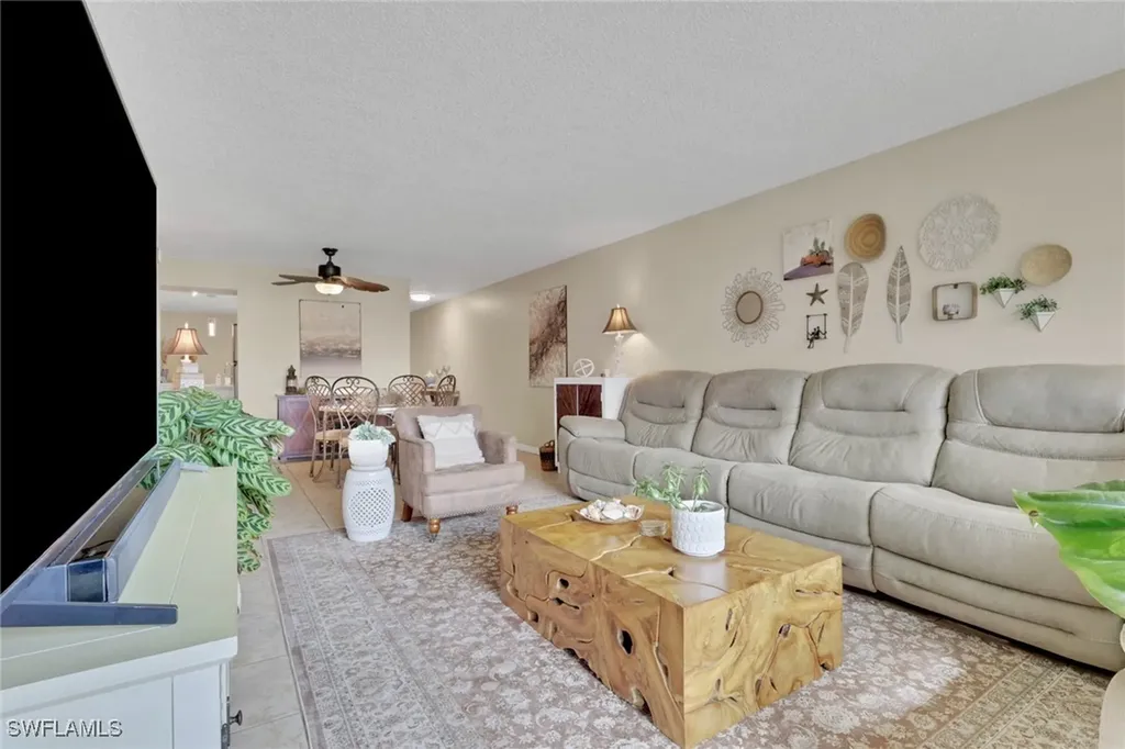 120 Cypress Way E Naples FL 34110