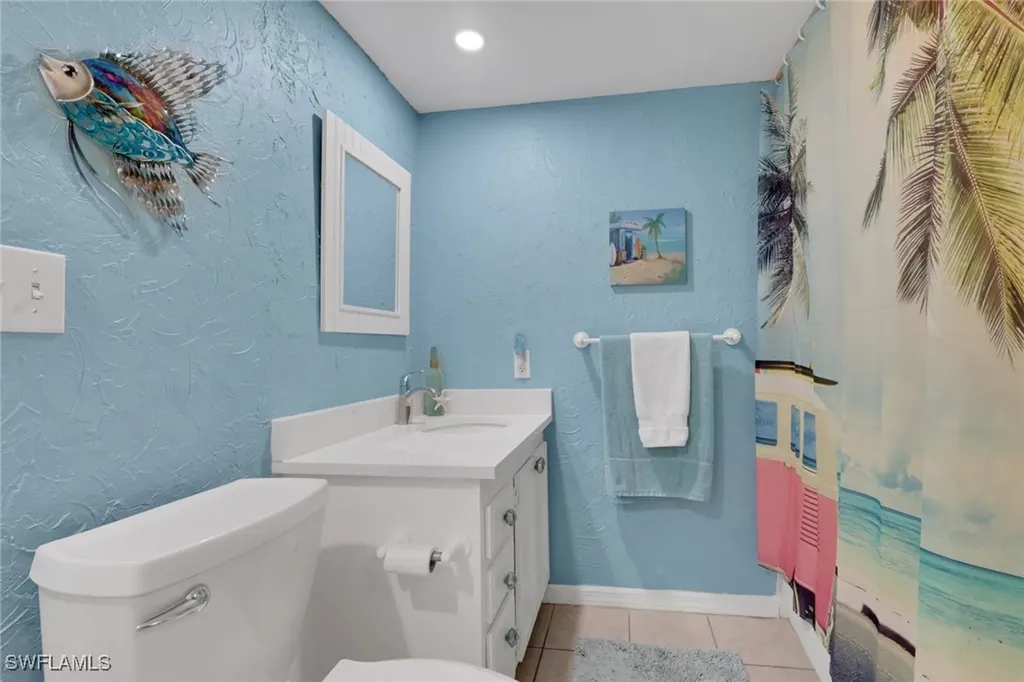 120 Cypress Way E Naples FL 34110