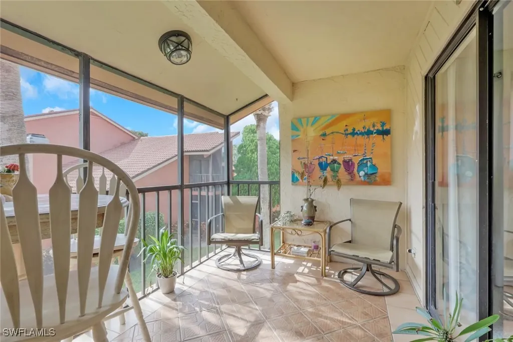 120 Cypress Way E Naples FL 34110