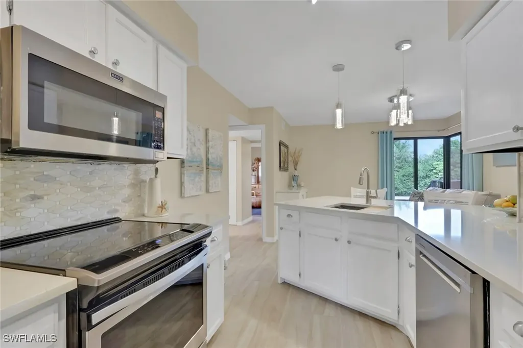120 Cypress Way E Naples FL 34110