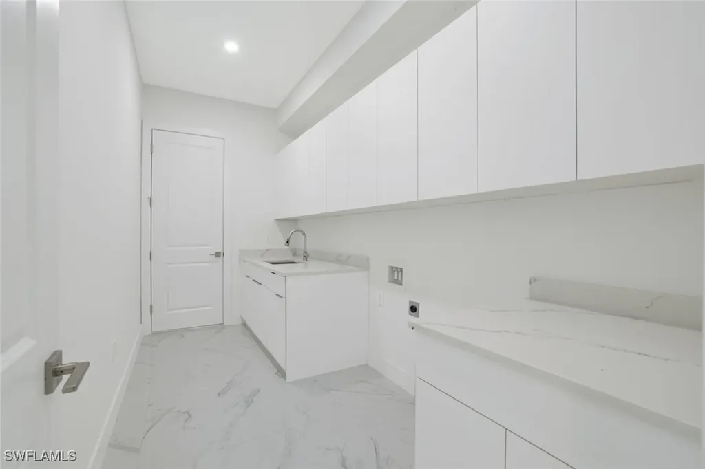 1068 16th Street NE Naples FL 34120