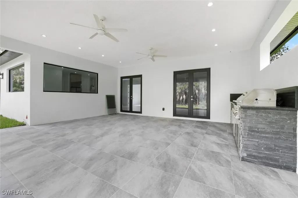 1068 16th Street NE Naples FL 34120