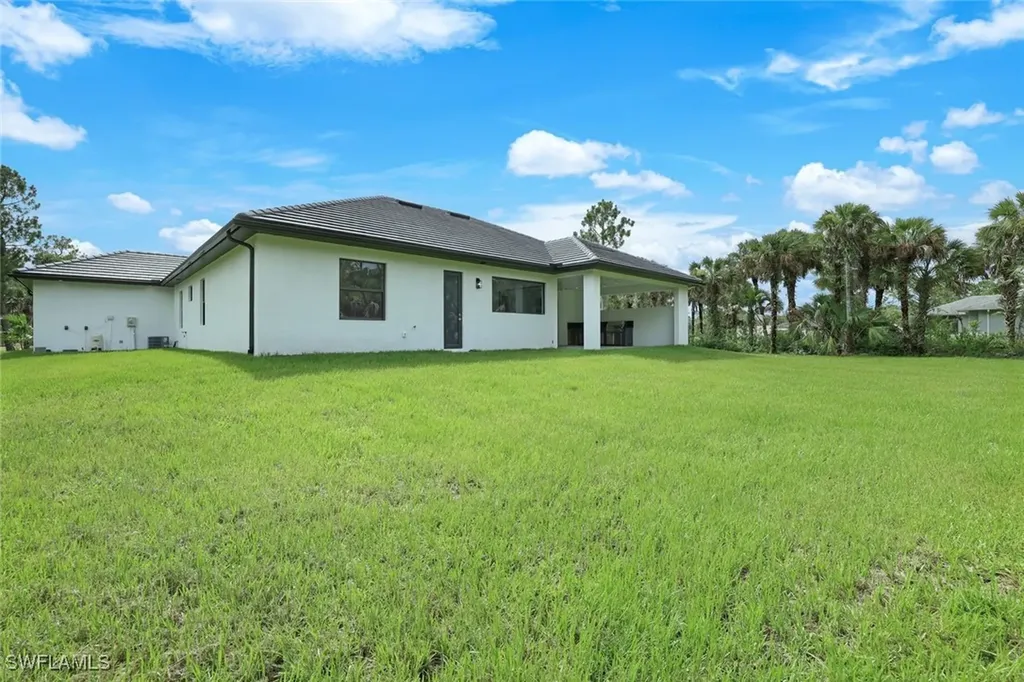 1068 16th Street NE Naples FL 34120