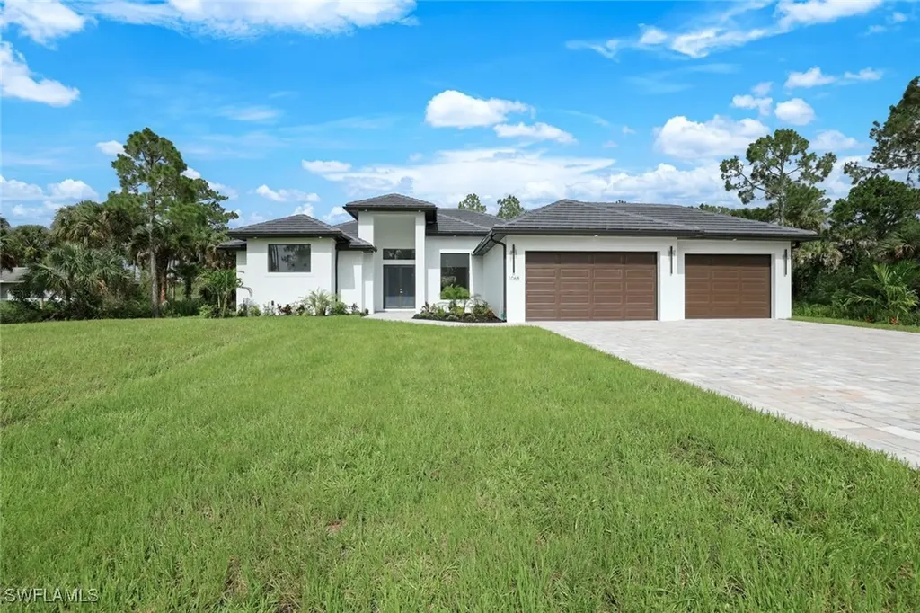 1068 16th Street NE Naples FL 34120