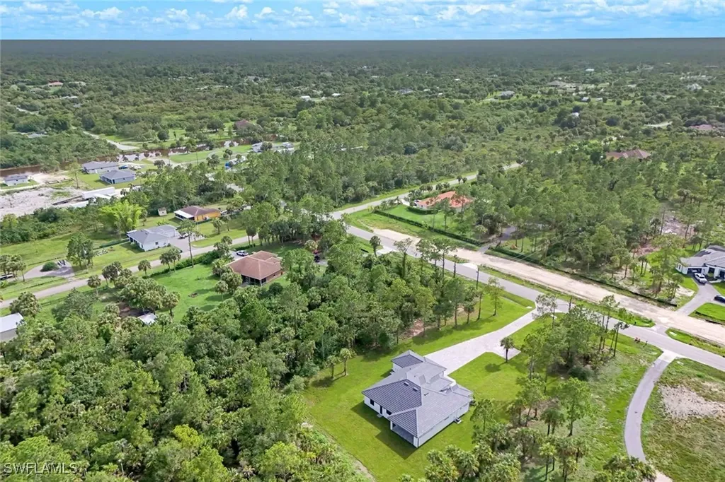 1068 16th Street NE Naples FL 34120