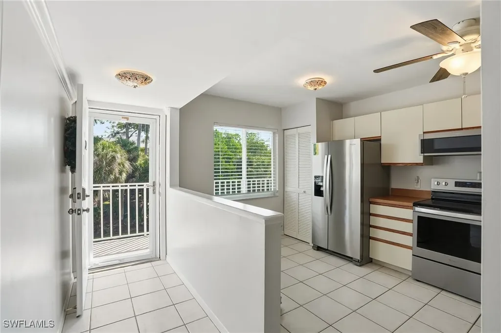 3021 Sandpiper Bay Circle Naples FL 34112