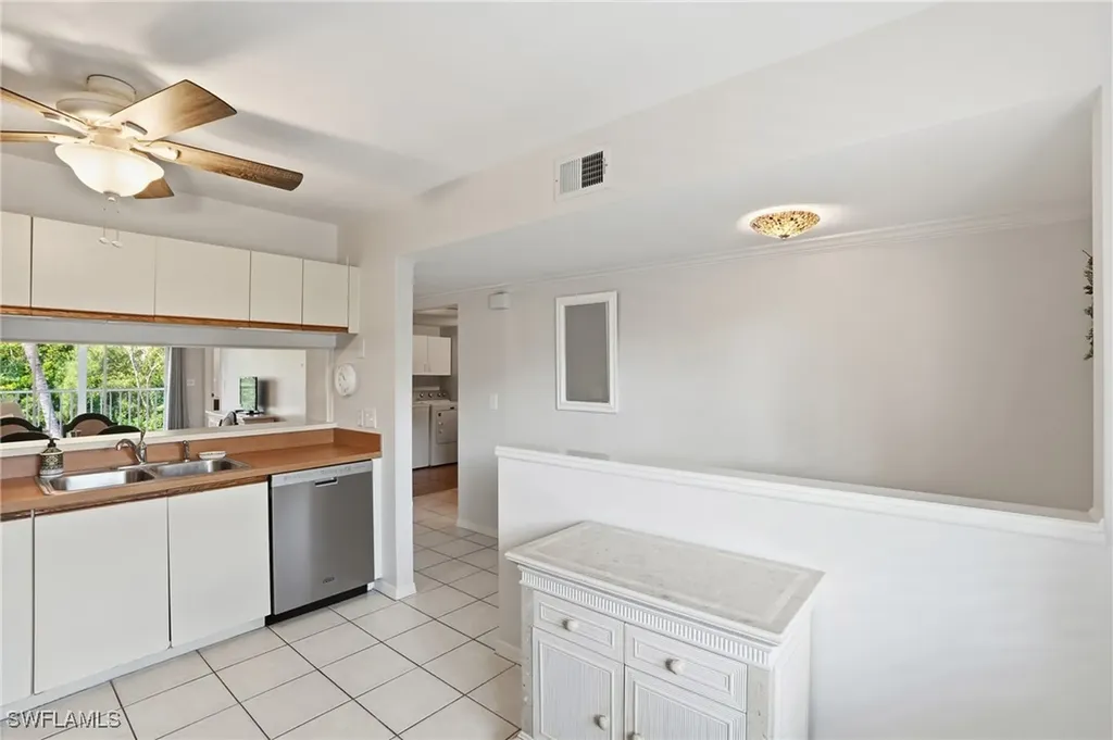 3021 Sandpiper Bay Circle Naples FL 34112