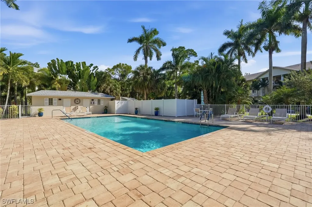 3021 Sandpiper Bay Circle Naples FL 34112