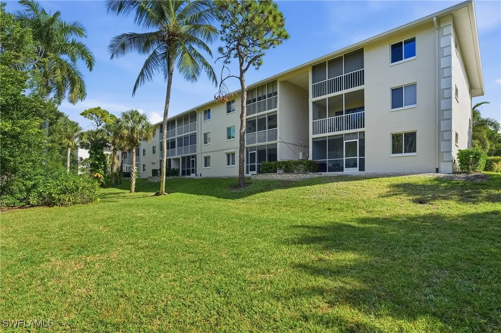 3021 Sandpiper Bay Circle Naples FL 34112