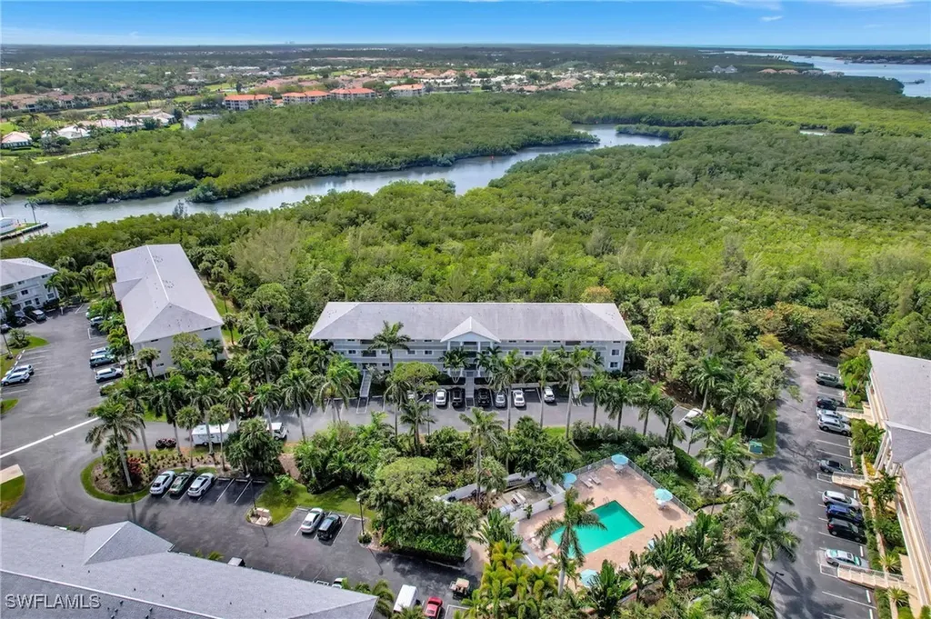 3021 Sandpiper Bay Circle Naples FL 34112