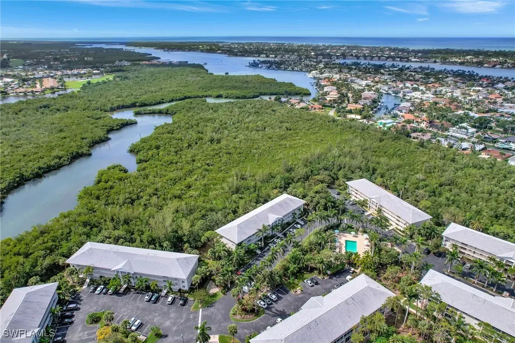 3021 Sandpiper Bay Circle Naples FL 34112