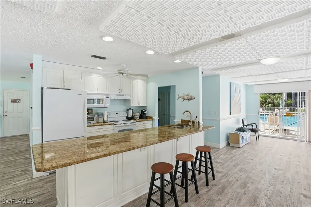 3021 Sandpiper Bay Circle Naples FL 34112