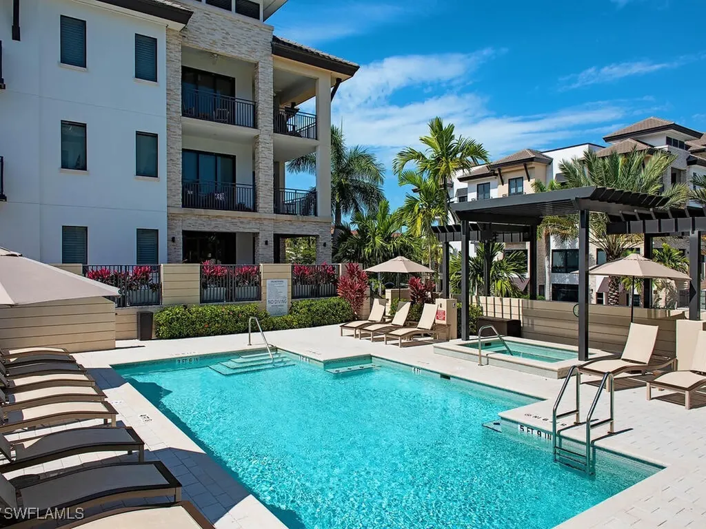 1030 3rd Avenue S Naples FL 34102