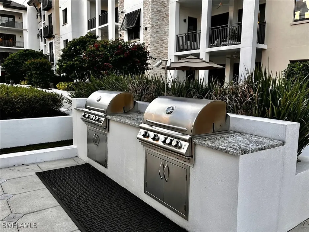 1030 3rd Avenue S Naples FL 34102