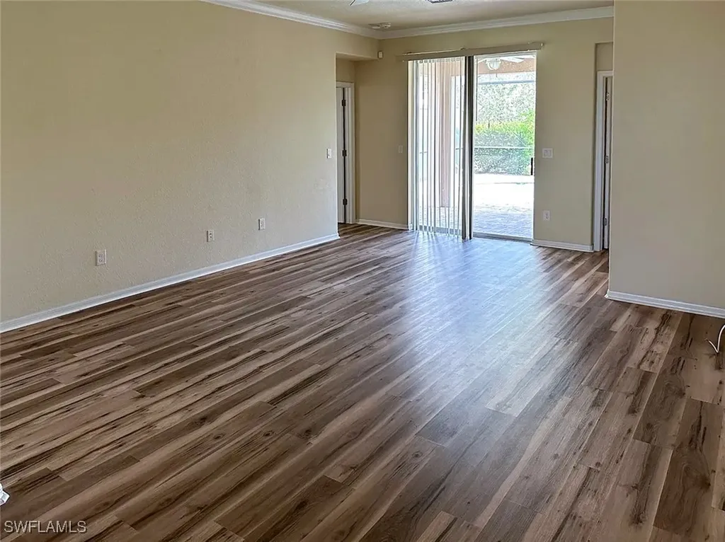 2350 Heydon Circle E Naples FL 34120