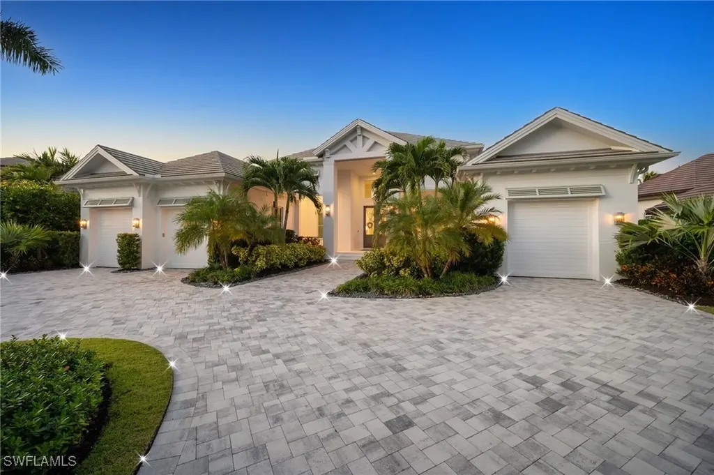 383 Cuddy Court Naples FL 34103
