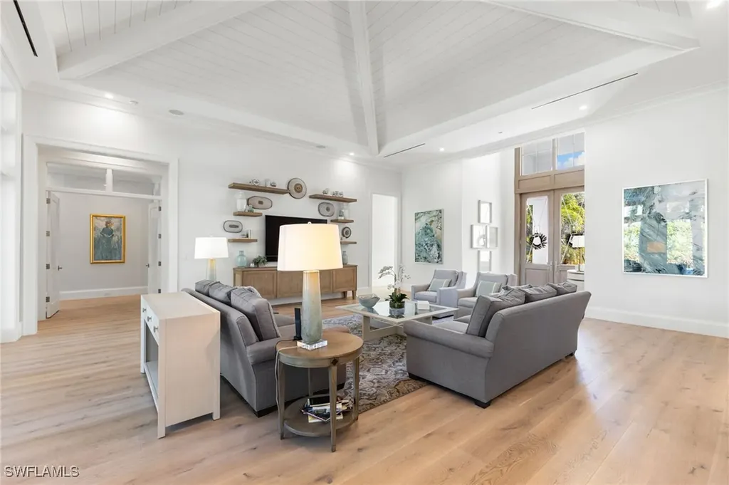 383 Cuddy Court Naples FL 34103