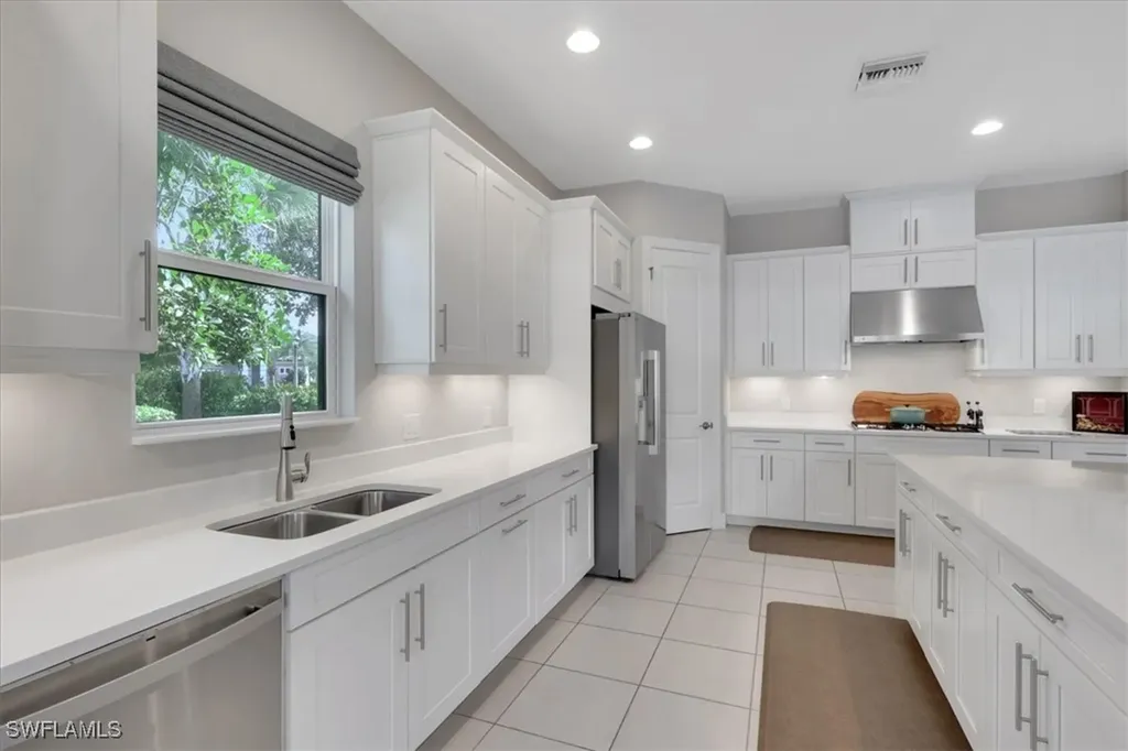 3221 Quilcene Lane Naples FL 34114